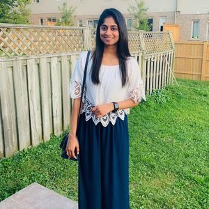 Meet your Posher, Angeline